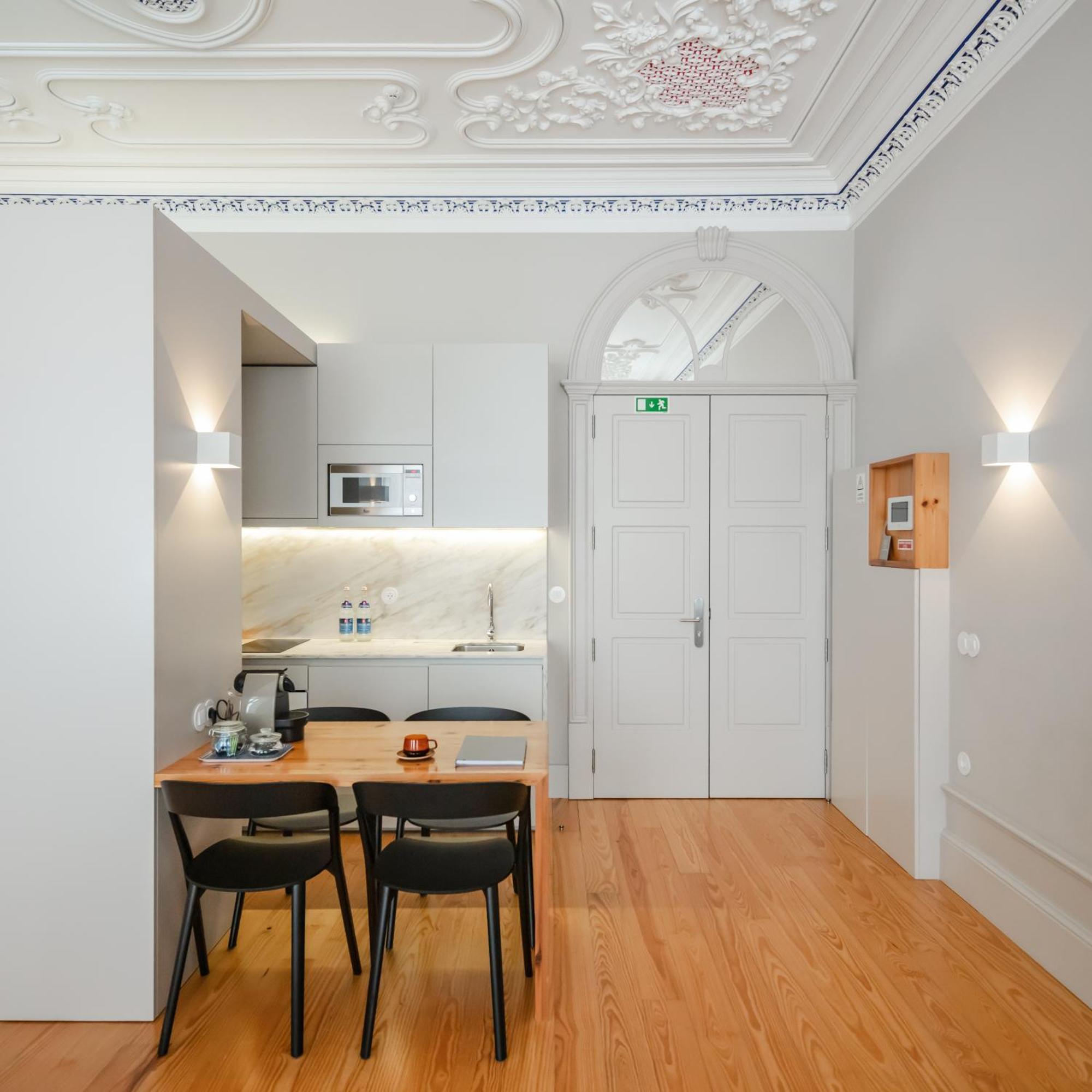 Baumhaus Serviced Living - Art & Design Apartments Porto Pokoj fotografie