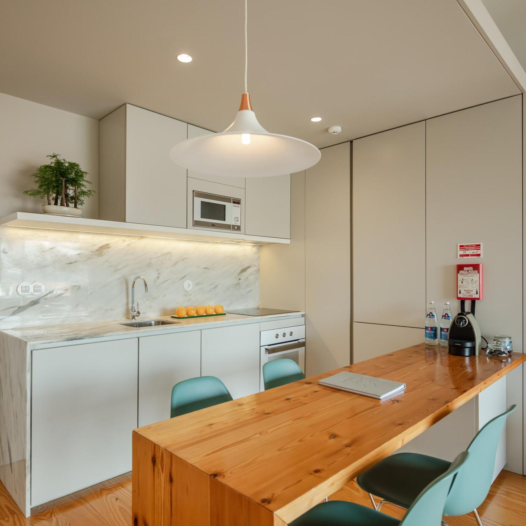 Baumhaus Serviced Living - Art & Design Apartments Porto Pokoj fotografie
