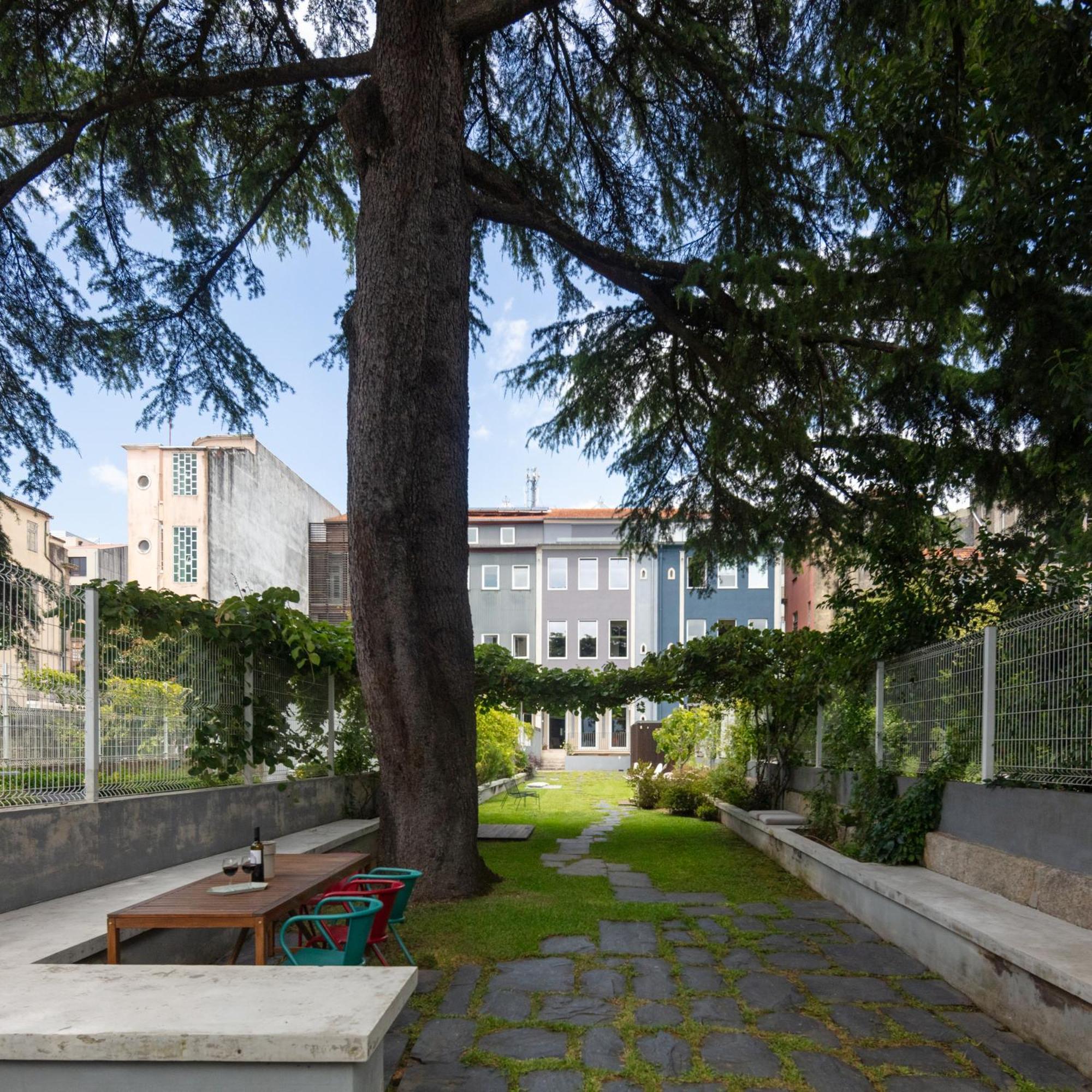 Baumhaus Serviced Living - Art & Design Apartments Porto Exteriér fotografie