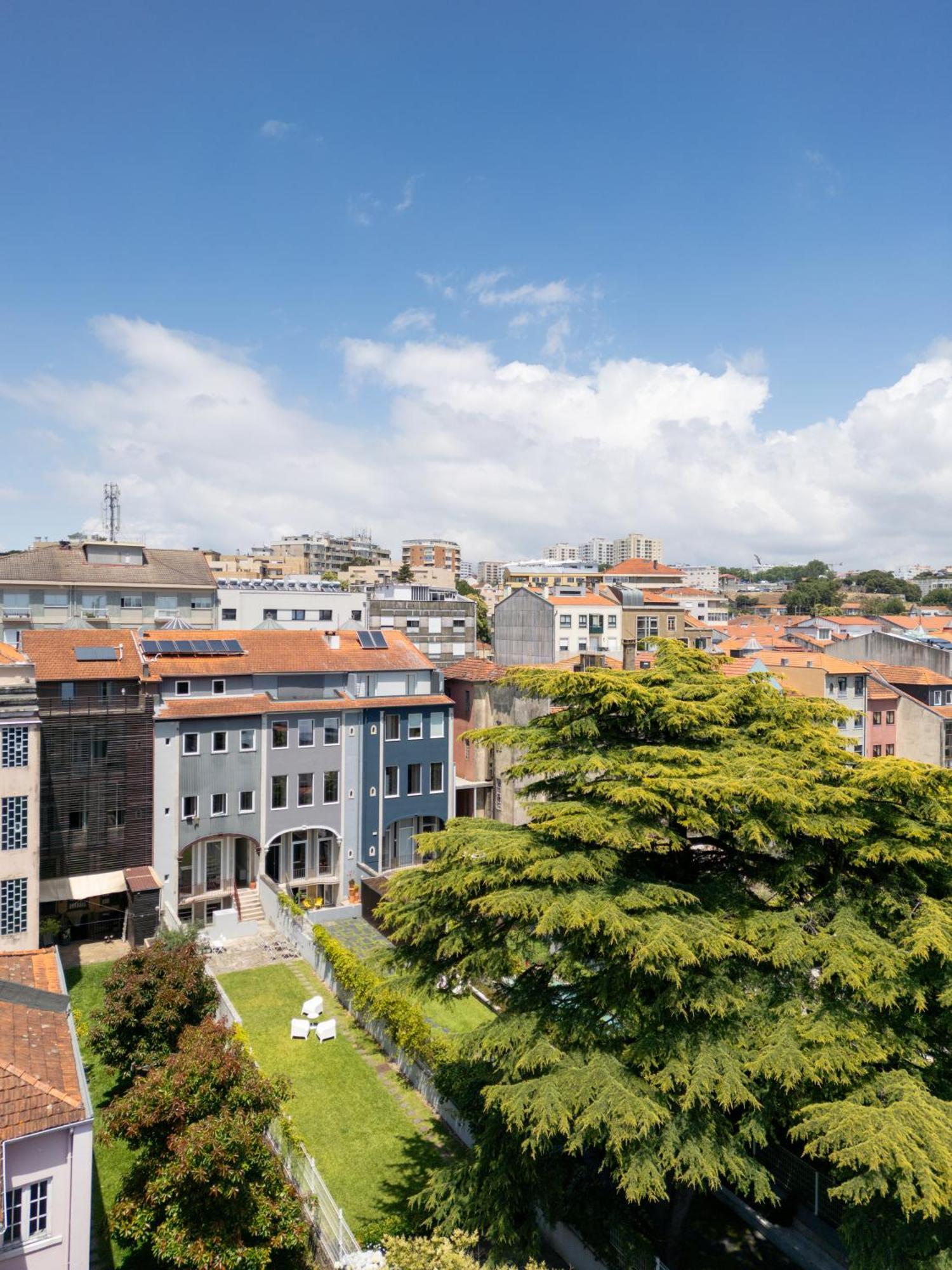 Baumhaus Serviced Living - Art & Design Apartments Porto Exteriér fotografie